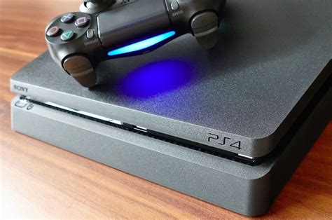how many usb ports on ps4
